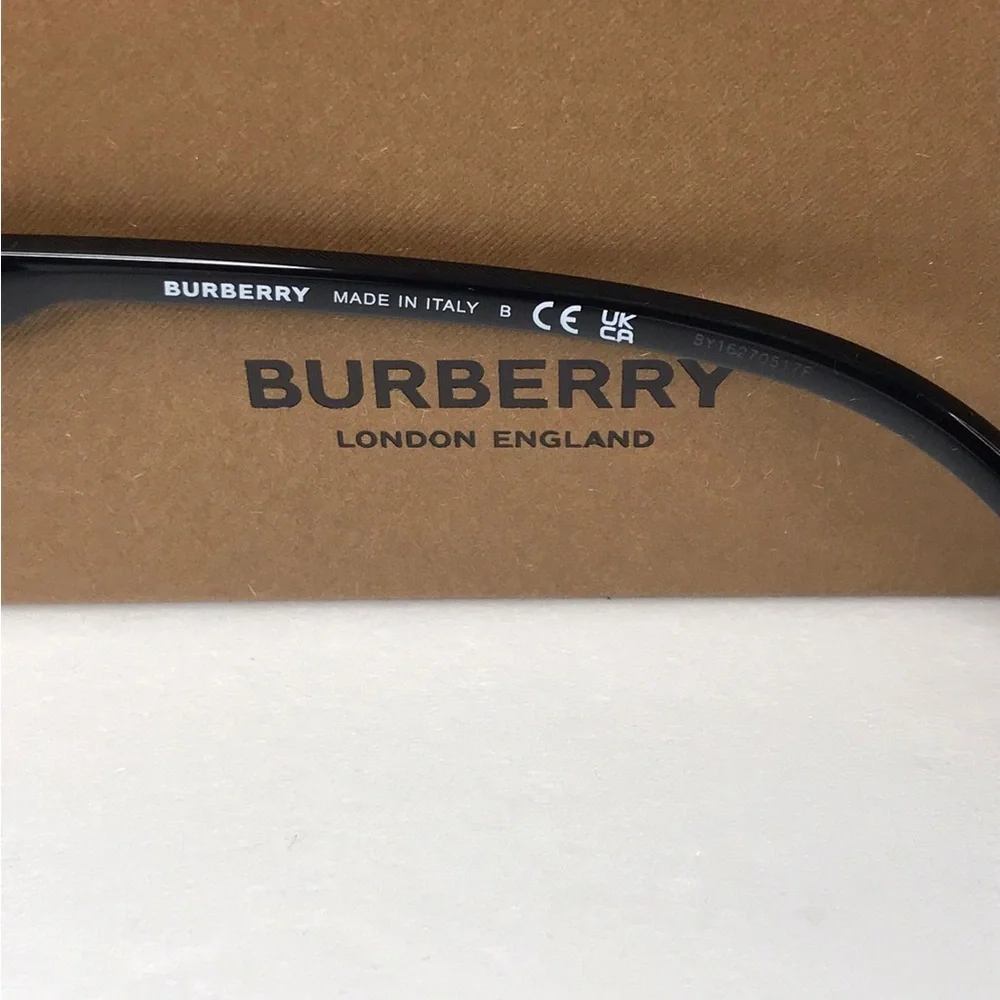 Burberry Camron Grey Rectangular Men's Sunglasses BE4318 300187 51.